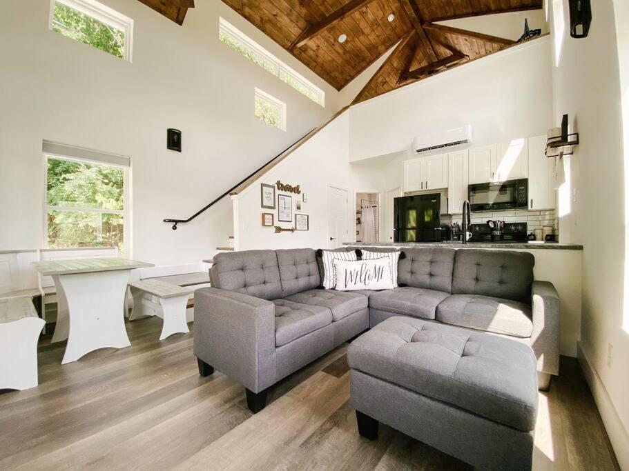 Modern Smoky Mountain Tiny House Apartment Pigeon Forge Bagian luar foto